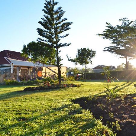 Brownie'S Guesthouse Lake Elementaita Exterior foto