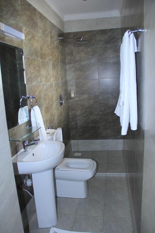 Brownie'S Guesthouse Lake Elementaita Zimmer foto
